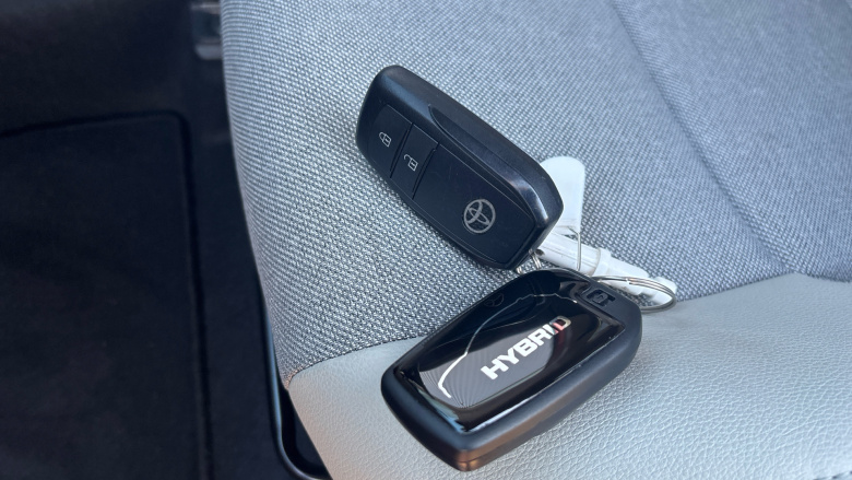 Toyota Yaris 1.5 Hybrid Excel 5dr CVT Hybrid Hatchback